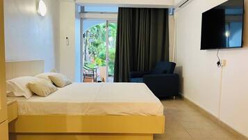 Apartment, 1 Bedroom, Smoking, Balcony | Room amenity