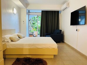 Apartment, 1 Bedroom, Smoking, Balcony | Room amenity