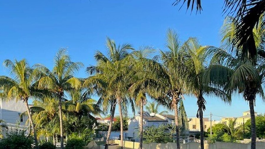 West Coast Hideaway-apt 2