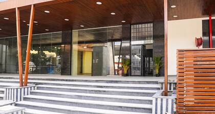 RG Suites Silkboard
