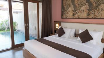 Villa, 1 chambre, piscine privée | Minibar, bureau, espace de travail pour ordinateur portable