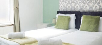 Cozy Manchester Retreat With 2 Bedrooms