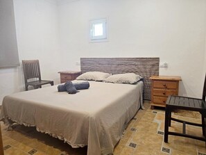 2 bedrooms, iron/ironing board, WiFi, bed sheets - At the foot of Portet beach, ideal apartment for an unforgettable vacation. (Teulada)