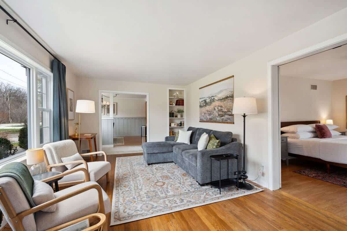 3 Schlafzimmer, Schreibtisch, Bügeleisen/Bügelbrett, kostenloses WLAN