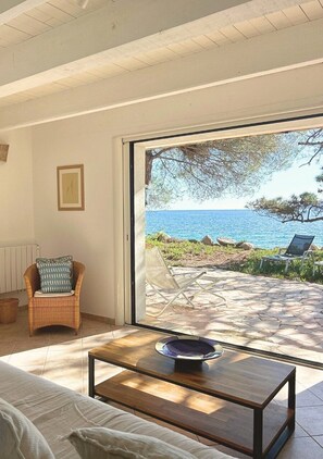 Interior - Waterfront Villa Benedettu (Lecci)