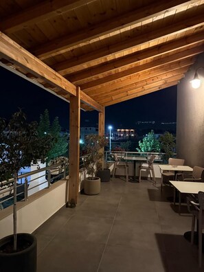 Terrace/patio - Maison Apartments (Vlore)