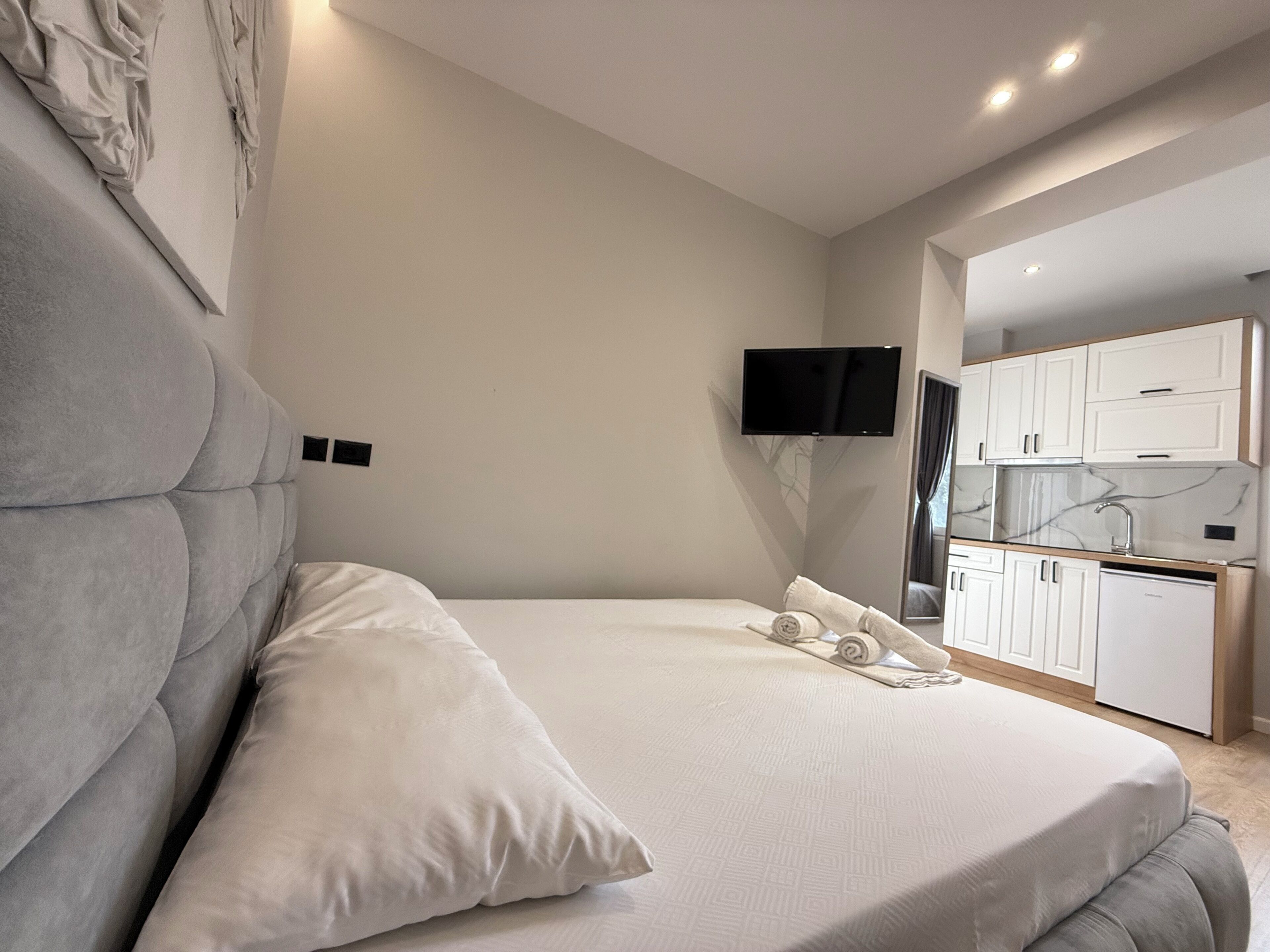 Photo - Maison Apartments