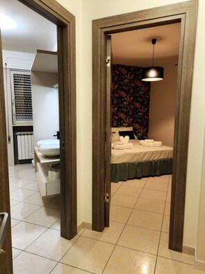 1 habitación y ropa de cama