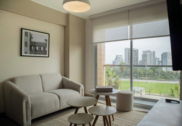 TV, stereo, offices - w* | Contemporary 2BR w/ Balcony in Barranco (Barranco)