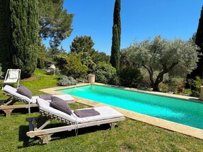 Udendørs pool