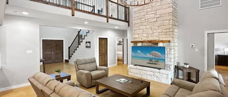 Smart TV, videojuegos, futbolito