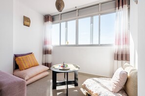 Interior - Stay U-nique Apartment Eduardo Carvajal (Málaga)
