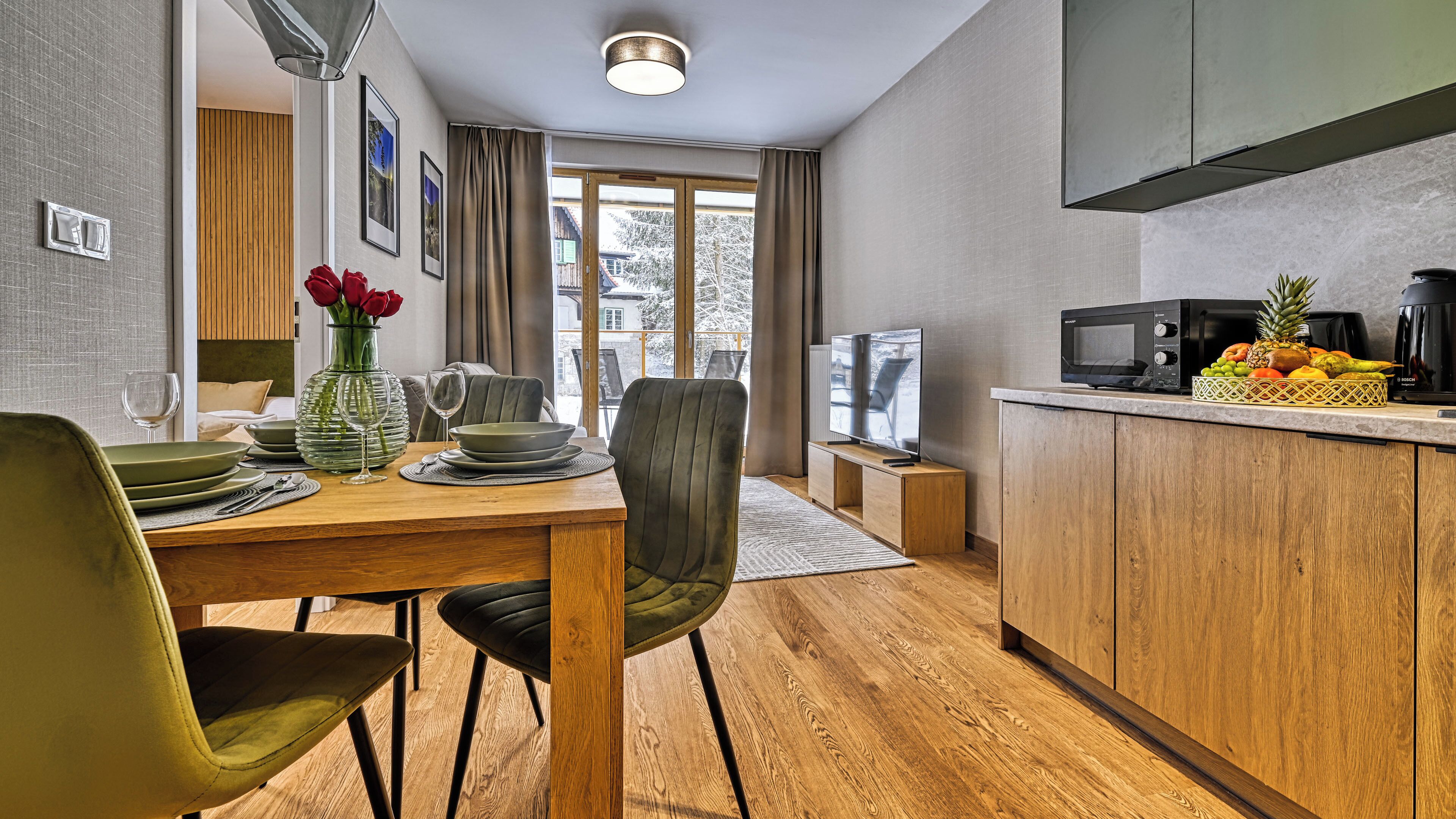 Apartment (12B) | Eigene Küche | Kühlschrank, Herdplatte, Wasserkocher, Kochgeschirr/Geschirr/Besteck