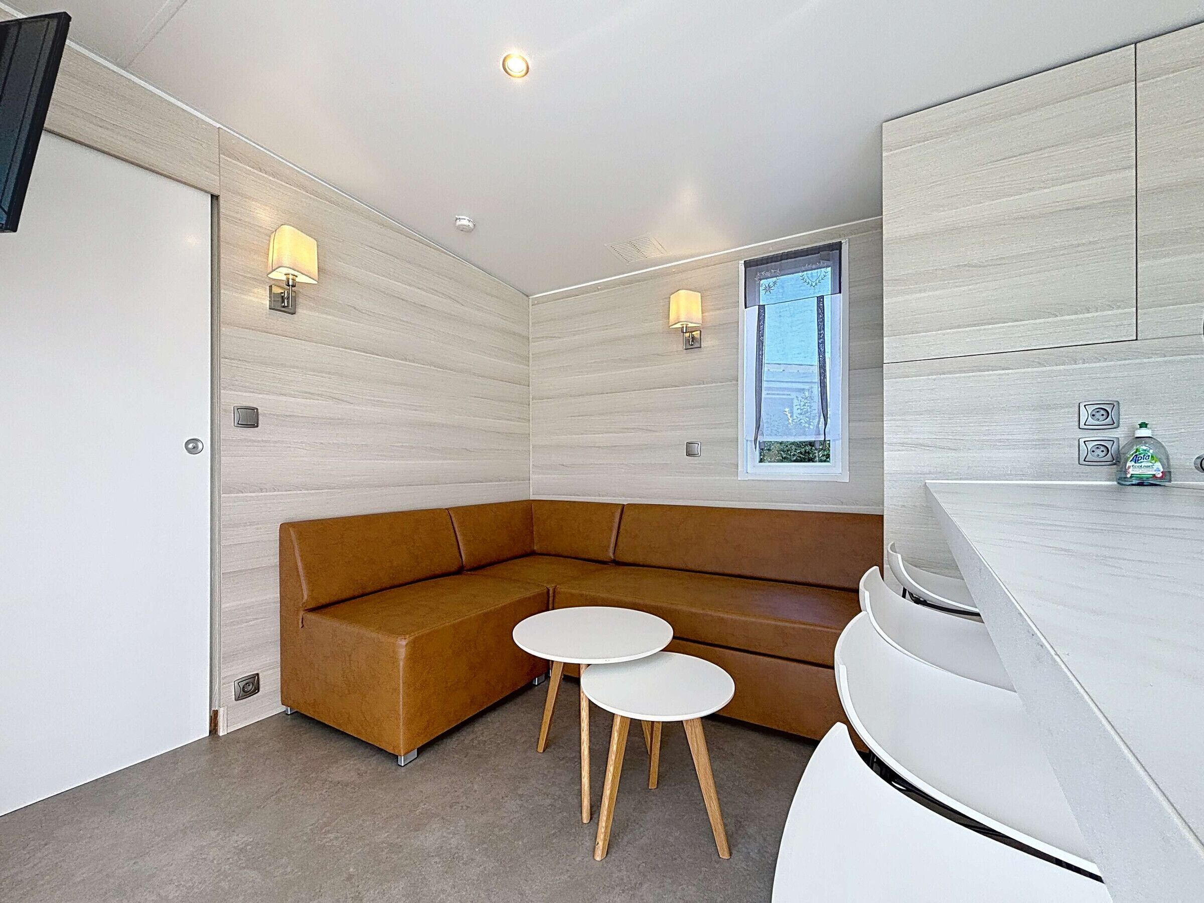 Geräumiges Mobilheim 6 Pers, 3 Zim, 2 Bäder, Strandnah - Saint-Pair-sur-Mer