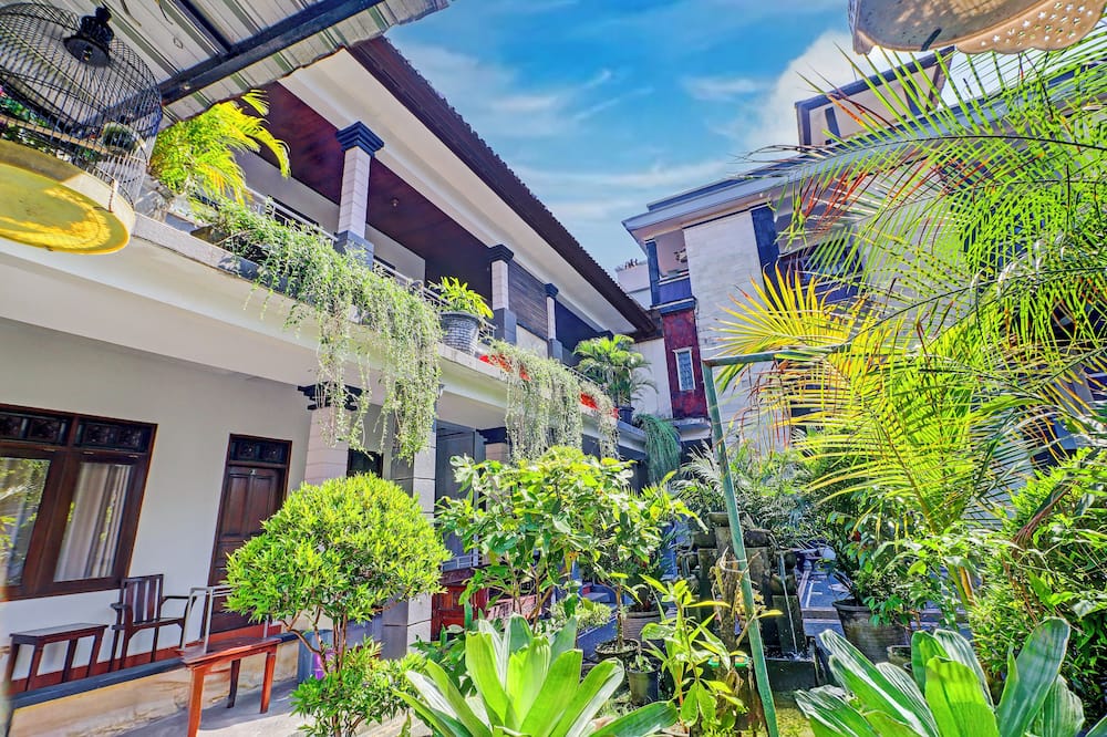 Collection O Bali near Kedonganan Beach formerly New Asta Graha Homestay