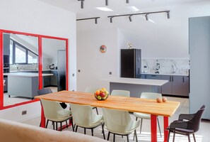 Family Apartment, Balcony, City View | Living area - Niabi 3BDR Mansard  (Tbilisi)