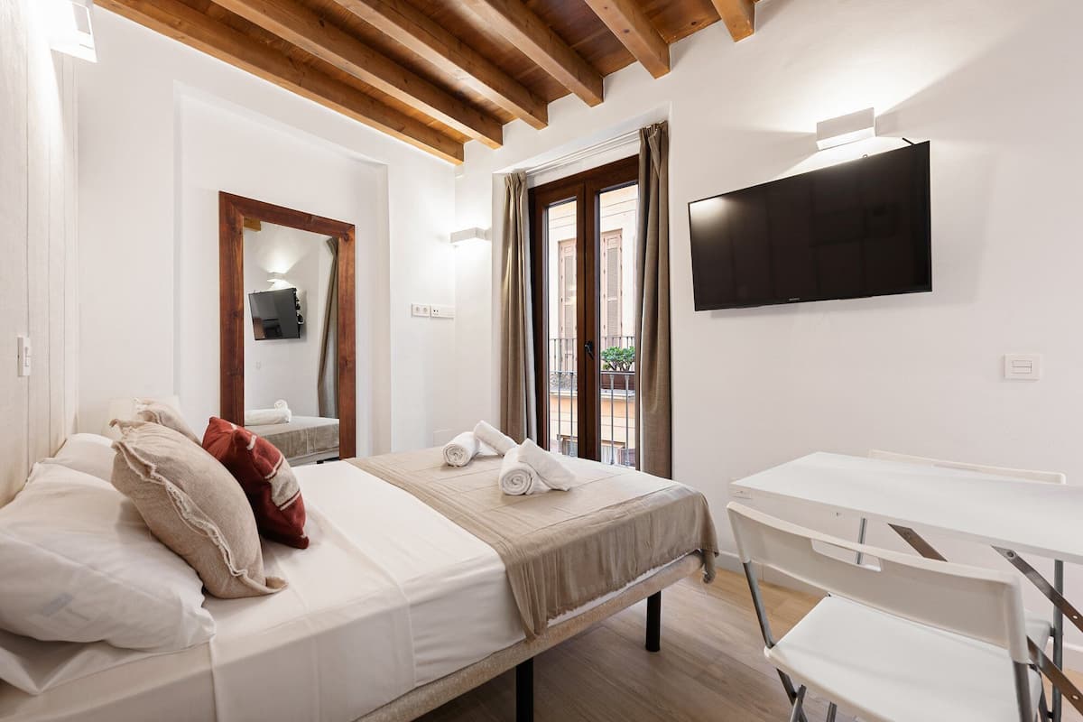 Apartment (0 Bedroom)