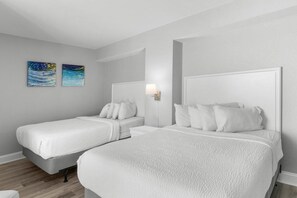 Internet, bed sheets - Sunrise Serenity Oceanview Deluxe Double Room (Myrtle Beach)