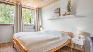 1 quarto, ferros/tábuas de passar roupa, berço de viagem, Wi-Fi