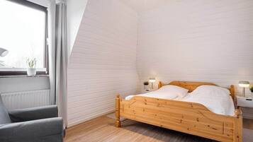 2 Schlafzimmer, Bügeleisen/Bügelbrett, Reisekinderbett, WLAN