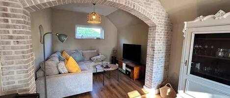 Fernseher, Kamin, Arbeitsbereiche