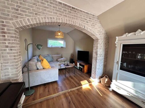 Reetdachkate am Deich mit Kamin nahe Hamburg