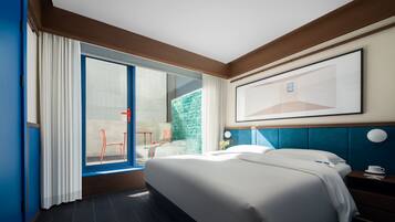 1 habitación, escritorio, cortinas blackout y sistema de insonorización