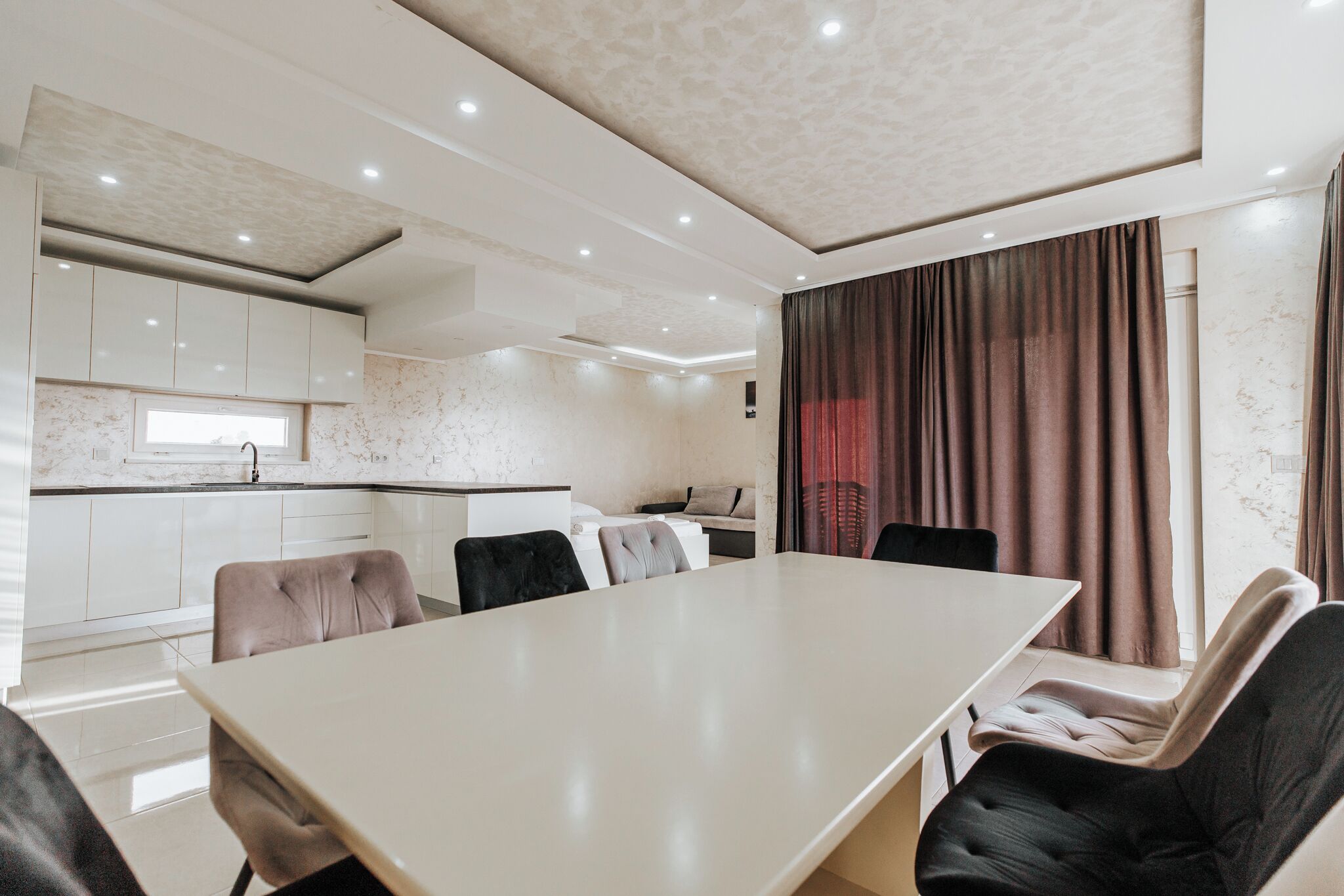 بنتهاوس - بشرفة - منظر للمدينة | مطبخ خاص | ثلاجة