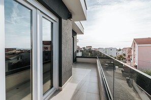Penthouse, ban công, quang cảnh thành phố | Hiên