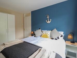 3 bedrooms, individually decorated, individually furnished, free WiFi - White Lion Retreat (Cromer)