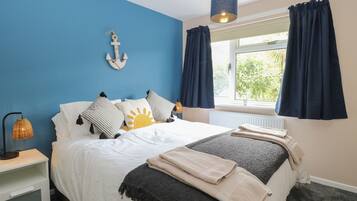 3 bedrooms, individually decorated, individually furnished, free WiFi