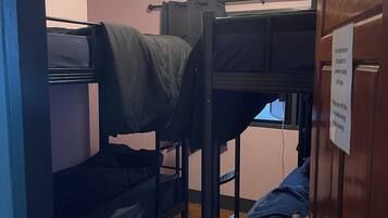 3 bedrooms, internet