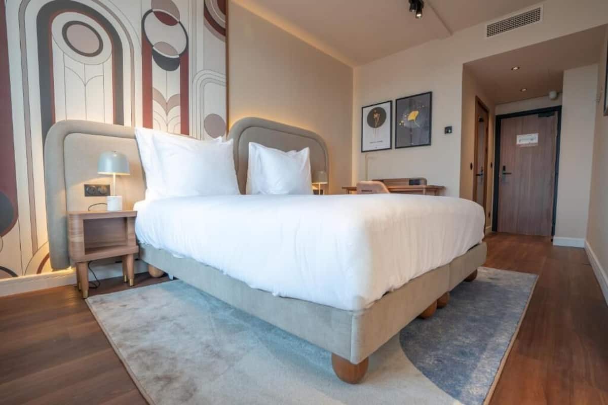 Classic Twin Room