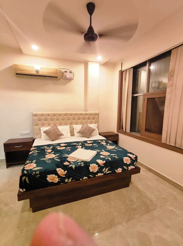 Deluxe Double Room | Soundproofing