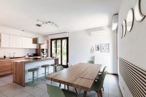 Deluxe Penthouse, Lake View | Dining room - Sky Attic Lake Como (Como)