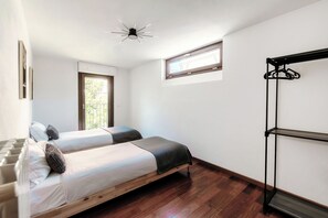 Couette en duvet d'oie, fer et planche à repasser, Wi-Fi gratuit