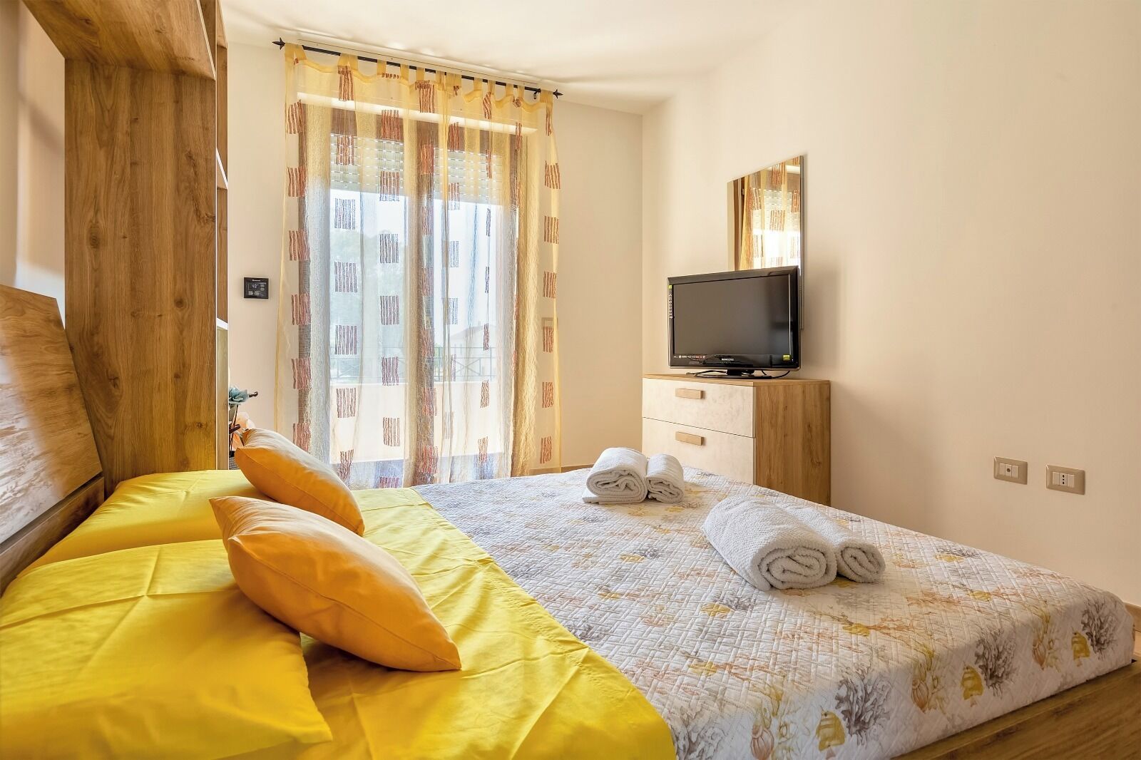 1 غرفة نوم ومكواة/لوح كي وسرير سفر وواي فاي مجانًا