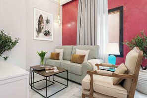 Apartment, 1 Bedroom | Living area