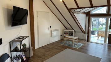 Basic-Apartment, eigenes Bad (1) | Hochwertige Bettwaren, individuell dekoriert, individuell eingerichtet