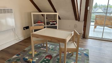 Basic-Apartment, eigenes Bad (1) | Hochwertige Bettwaren, individuell dekoriert, individuell eingerichtet