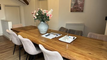 Apartamento básico, baño privado (1) | Restauración