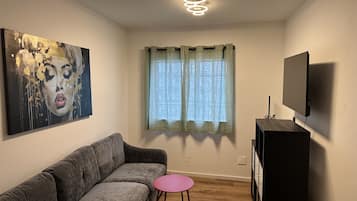 Superior Apartment, Private Bathroom (1) | Lounge