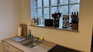 Superior-Apartment, eigenes Bad (1) | Gemeinschaftsküche