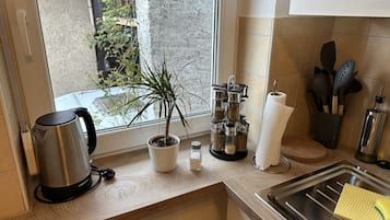 Comfort-Apartment, eigenes Bad, Flussblick | Eigene Küche | Hochstuhl