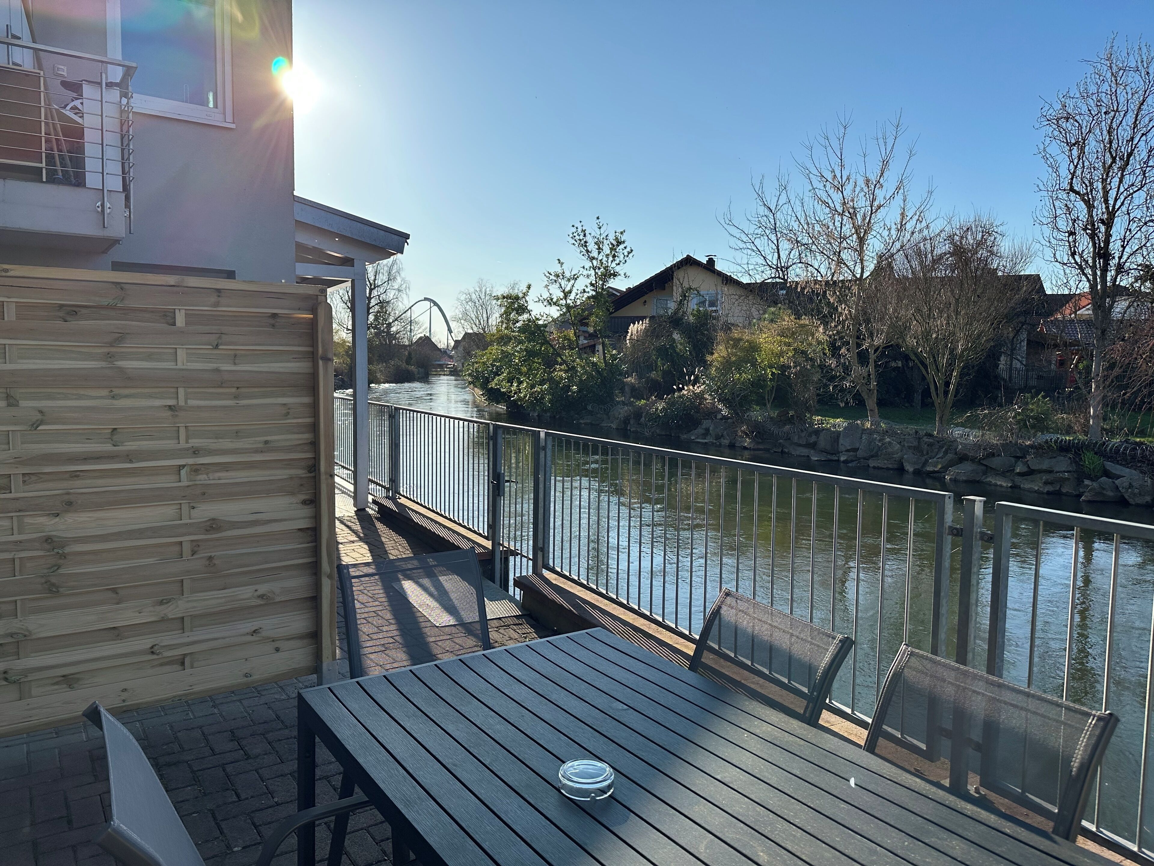 Deluxe-Apartment, Kanalblick | Speisen im Freien