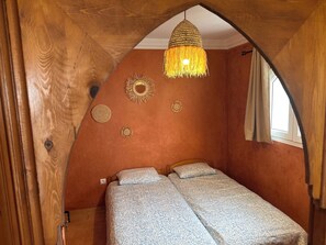 Design Villa | Free WiFi, bed sheets