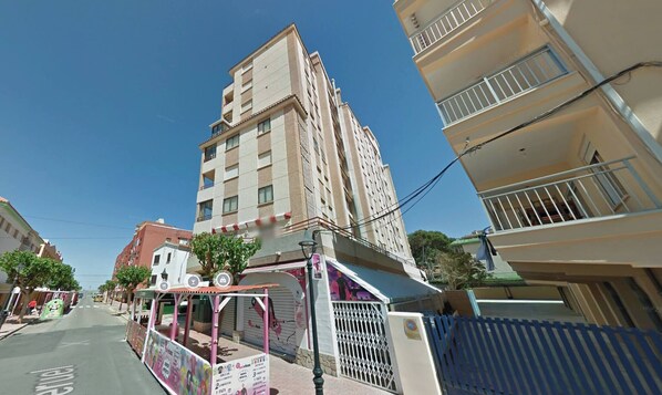 Apartment, 2 Bedrooms, Terrace | Exterior