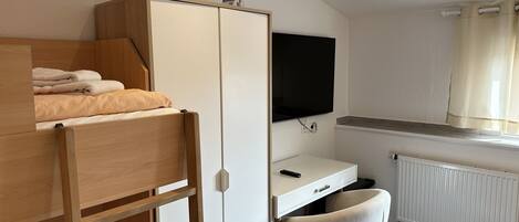 四人房, 私人浴室, 花園景 | 免費 Wi-Fi