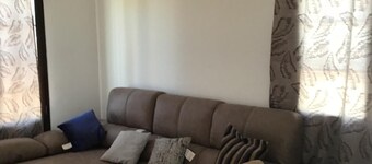 Casa Kari very close to airport, Big .Large terrace.Private.Near to beach and