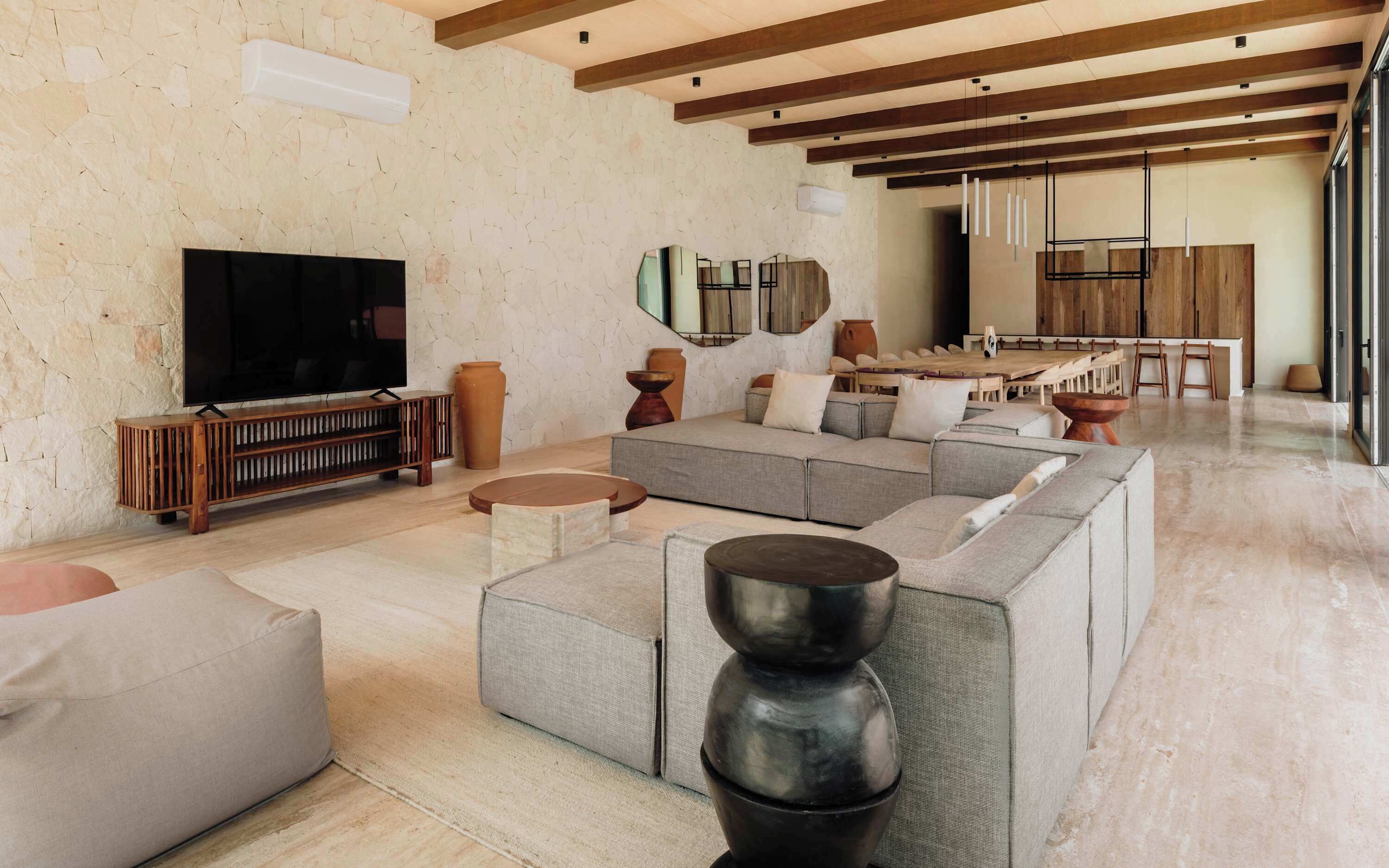 テレビ、書斎 / ワークスペース